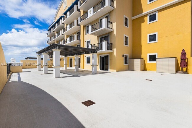 Building Photo - 8390 SW 72nd Ct