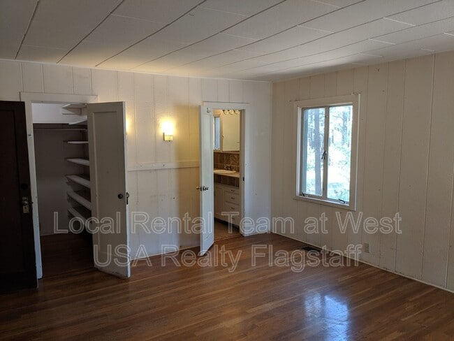 Building Photo - 721 N San Francisco St