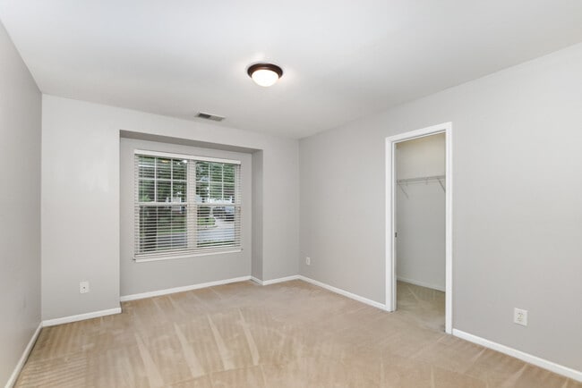 Building Photo - 3727 Bullard St