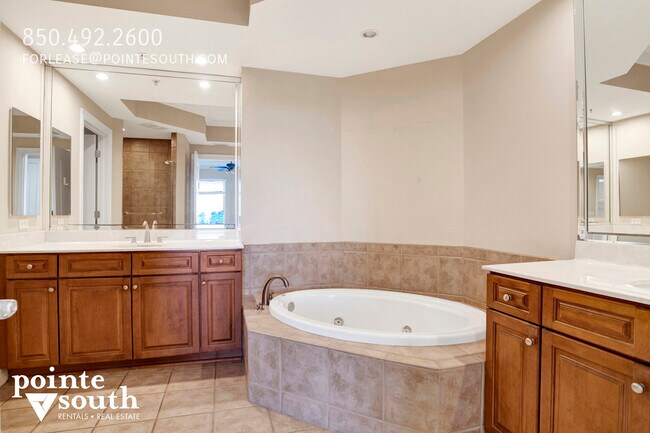 Building Photo - 612 Lost Key Dr