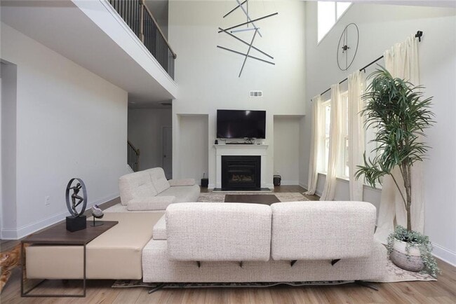 Building Photo - 451 Carmichael Cir