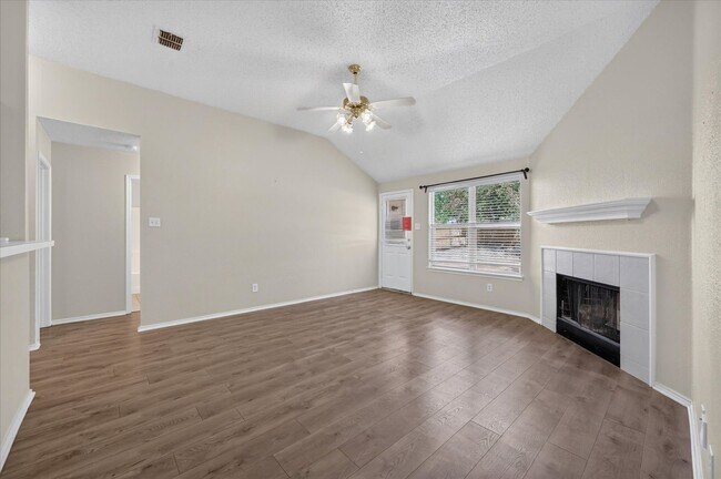 Building Photo - 844 Canyon Cove Dr