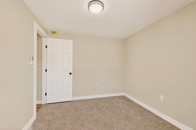 Building Photo - Beautifully Renovated Home for Rent