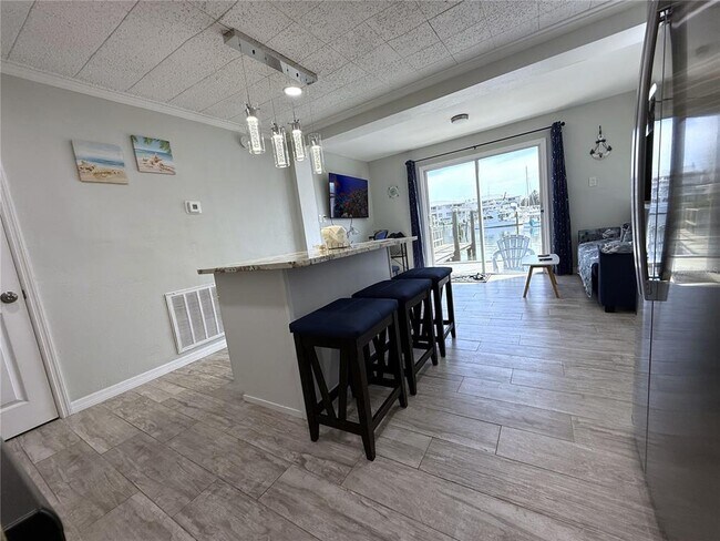 Building Photo - 13711 Gulf Blvd