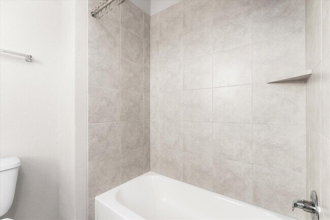 Building Photo - 2800 Joe Dimaggio Blvd