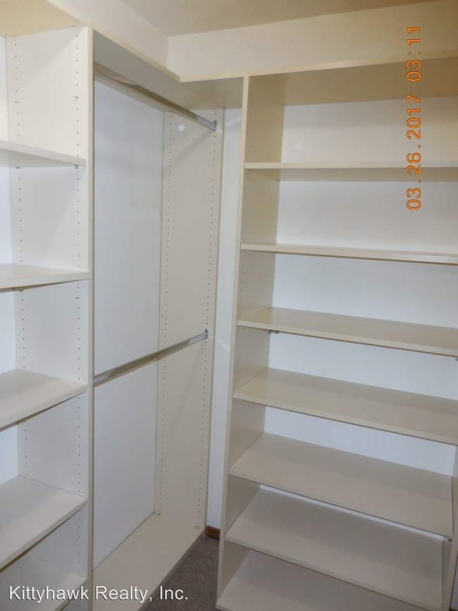 Building Photo - 2 br, 1.5 bath House - 1354 Sanzon Drive