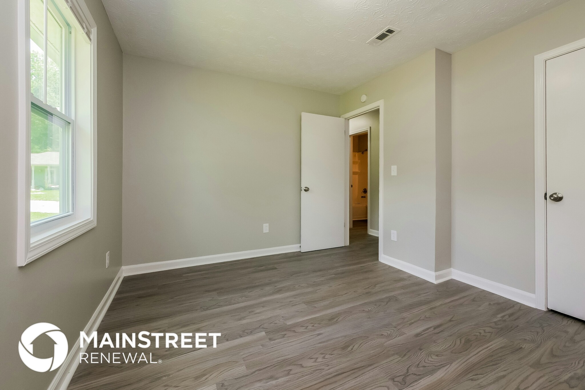 Building Photo - 9581 Briar Creek Ct