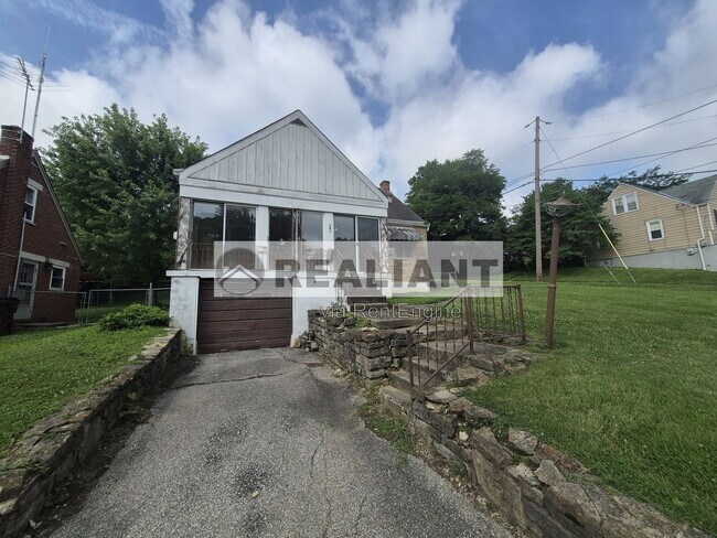 Building Photo - 501 Hallam Ave