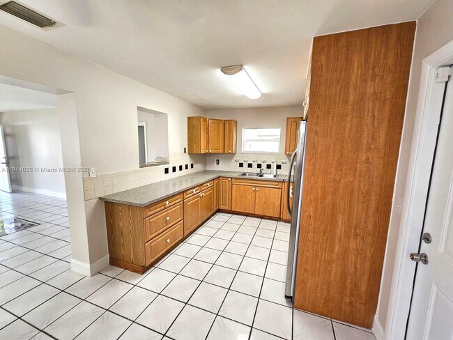 Building Photo - 10530 SW 149th St