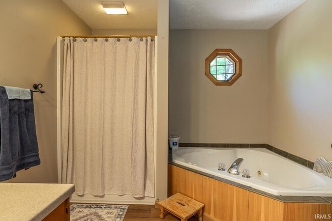 Building Photo - 1106 W Countryside Ln