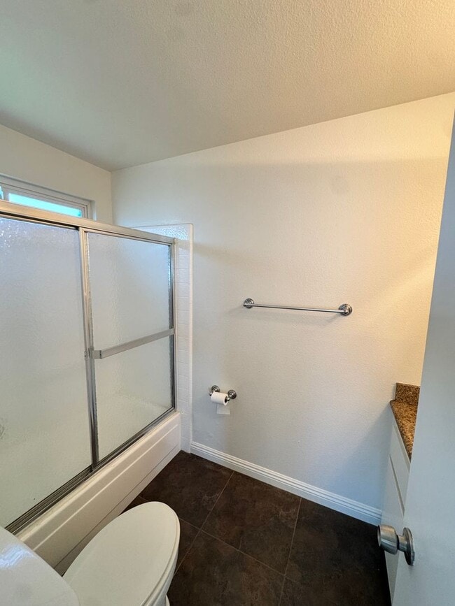 Building Photo - 17762 Paseo Cir