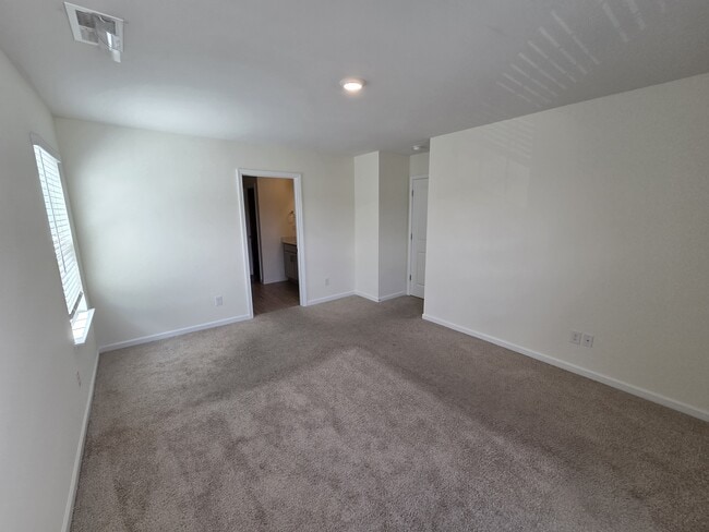 Building Photo - 3059 Green Apple Dr