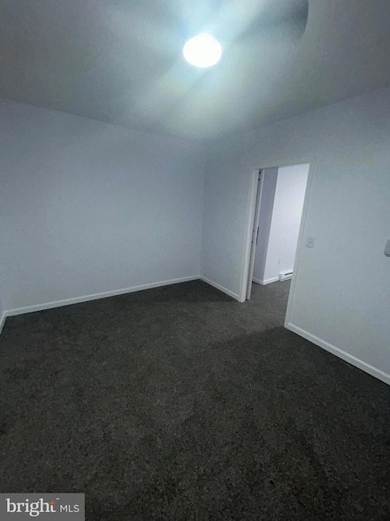 Building Photo - 2025 N 32nd St