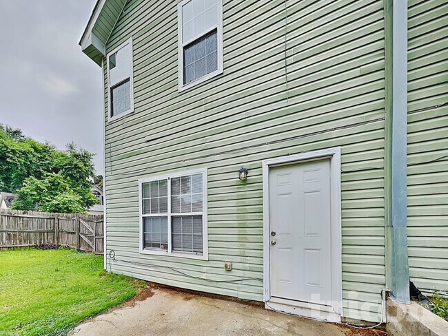 Building Photo - 4002 Ward Lake Trail