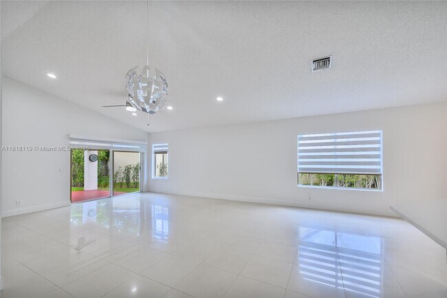 Building Photo - 1270 Majesty Terrace