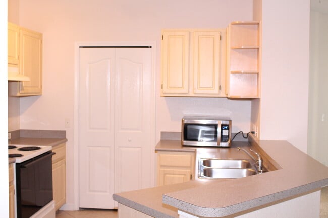 Building Photo - 2729 Maitland Crossing Way #208