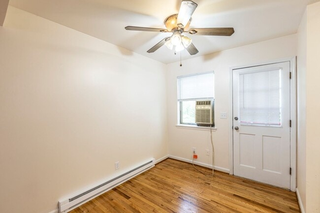 Building Photo - 223 Stribling Ave