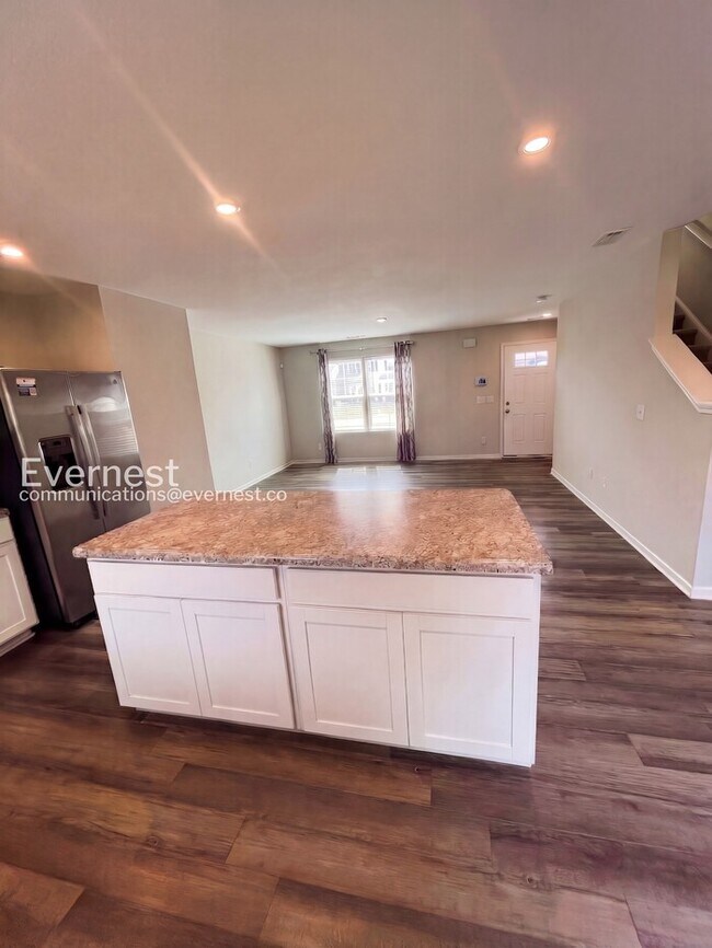 Building Photo - 1016 Concord Springs Dr