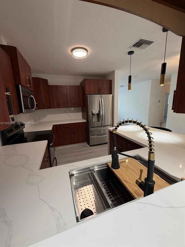 Building Photo - Southwest 96th Avenue, Miami, FL 33165 - 3 BR 2 BA single-family home