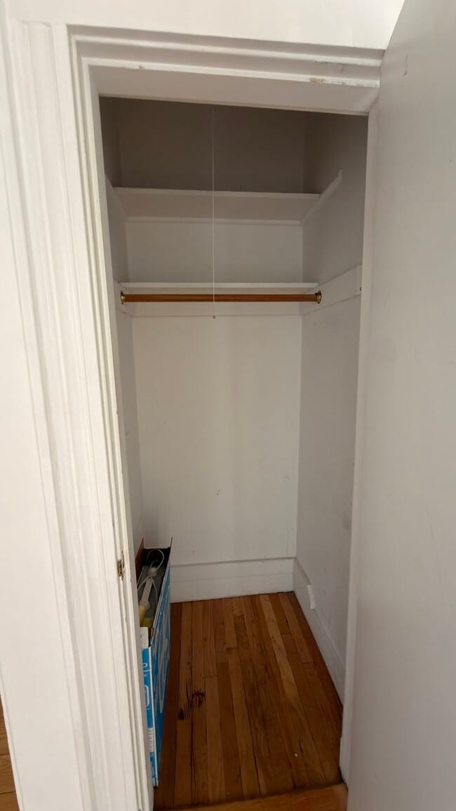 Building Photo - 374 Chestnut Hill Ave