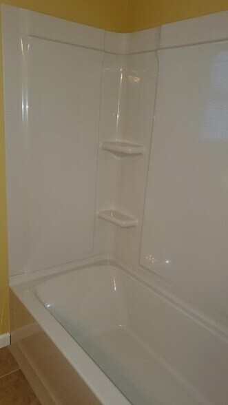 Building Photo - 55 Plum Orchard Rd