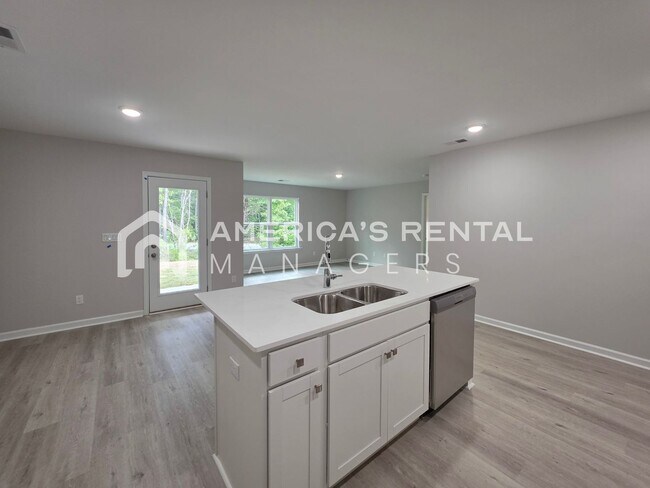 Building Photo - New Construction Home for Rent in Vance, AL!