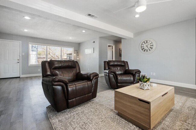 Building Photo - 4804 44th St