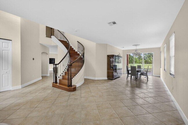 Building Photo - 1724 Annandale Cir