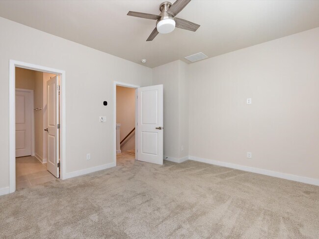 Building Photo - 413 Spearfield Ln