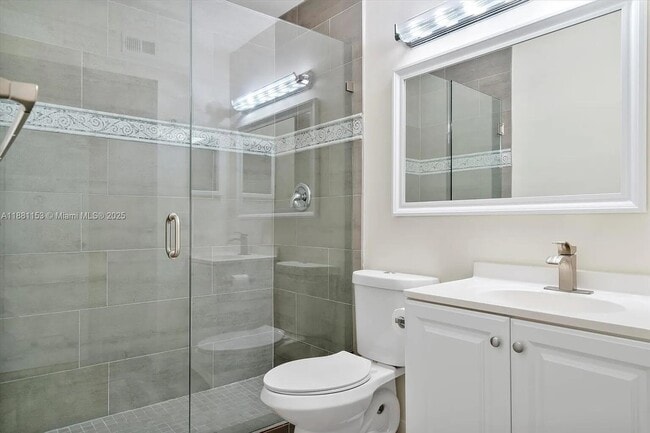 Building Photo - 20937 Bay Ct
