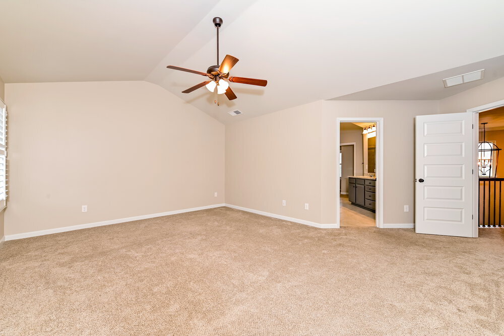 Building Photo - 272 Villa Grande Dr