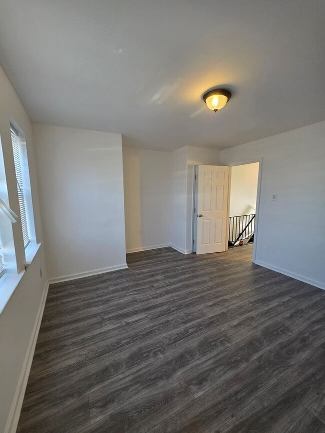 Building Photo - Just Renovated! Charming 3-Bedroom Home in Southwest Philly