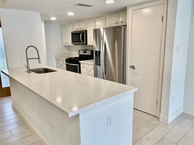 Building Photo - 1259 Blalock Rd