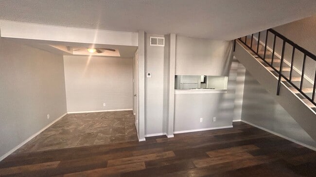 Building Photo - Wonderful 1-bedroom, 1.5-bath loft style condo!