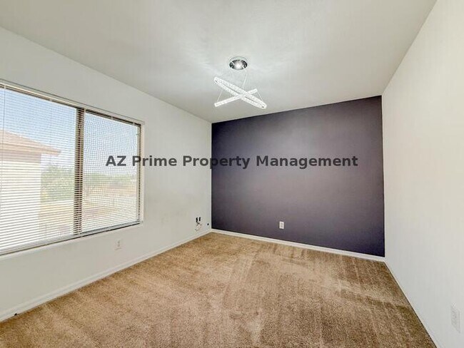Building Photo - 14385 W Verde Ln