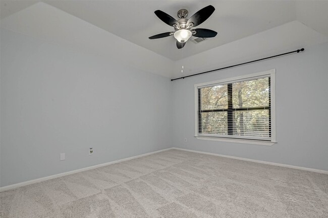 Building Photo - 11 Gabled Pines Pl