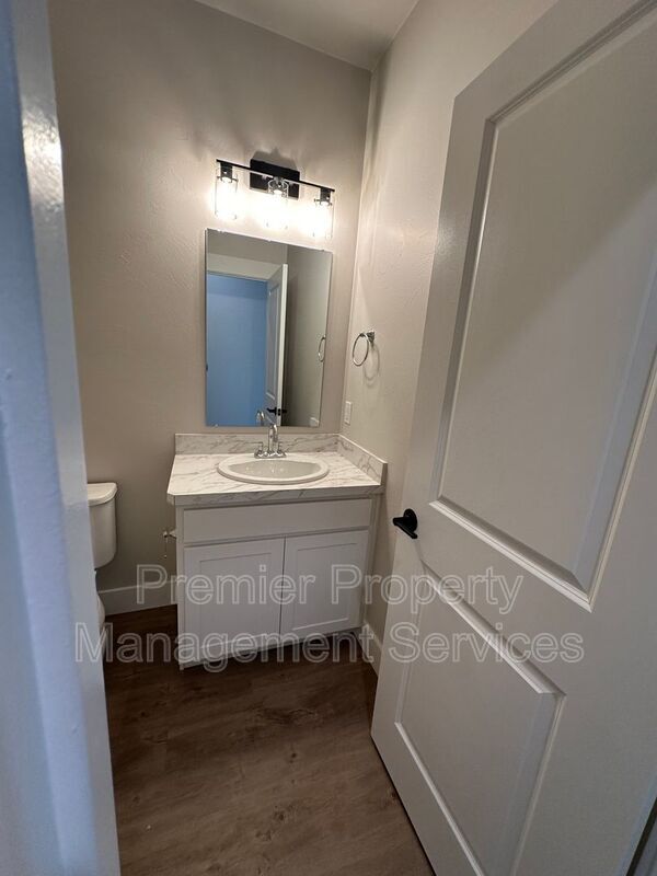 Building Photo - 6017 Elysian Rd