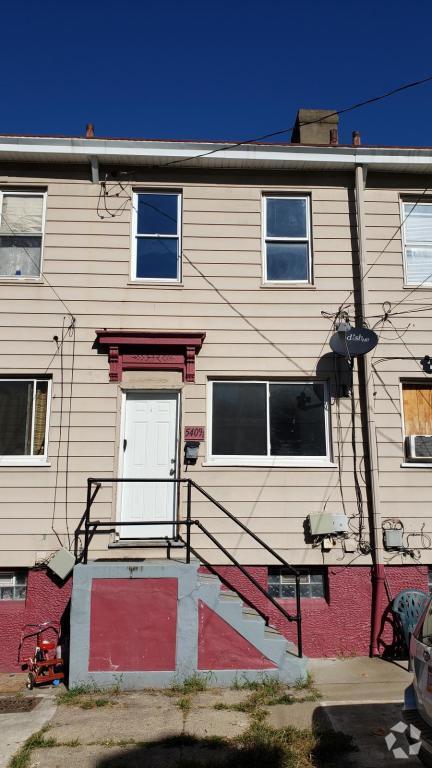 Building Photo - 5409 1/2 Carnegie St 15201