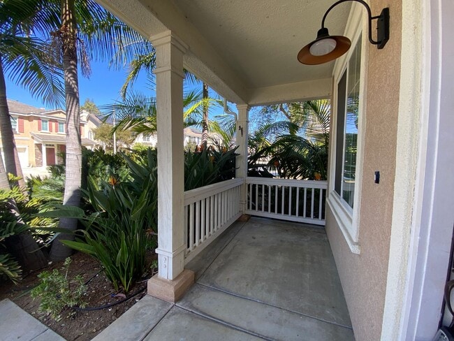 Building Photo - *Move in Special*2 story 4 Bedroom Home located in Amber Woods Community