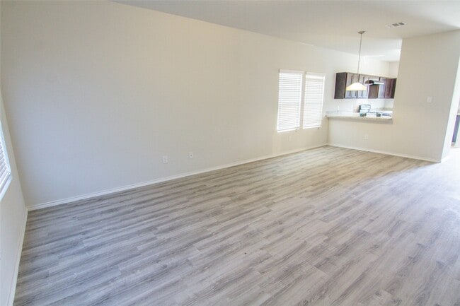 Building Photo - 18638 Bell Ravine Dr