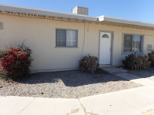 Primary Photo - Cute 2 Bed 1 Bath
