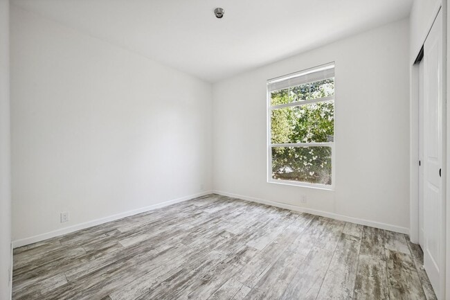 Building Photo - 2291 Guerneville Rd