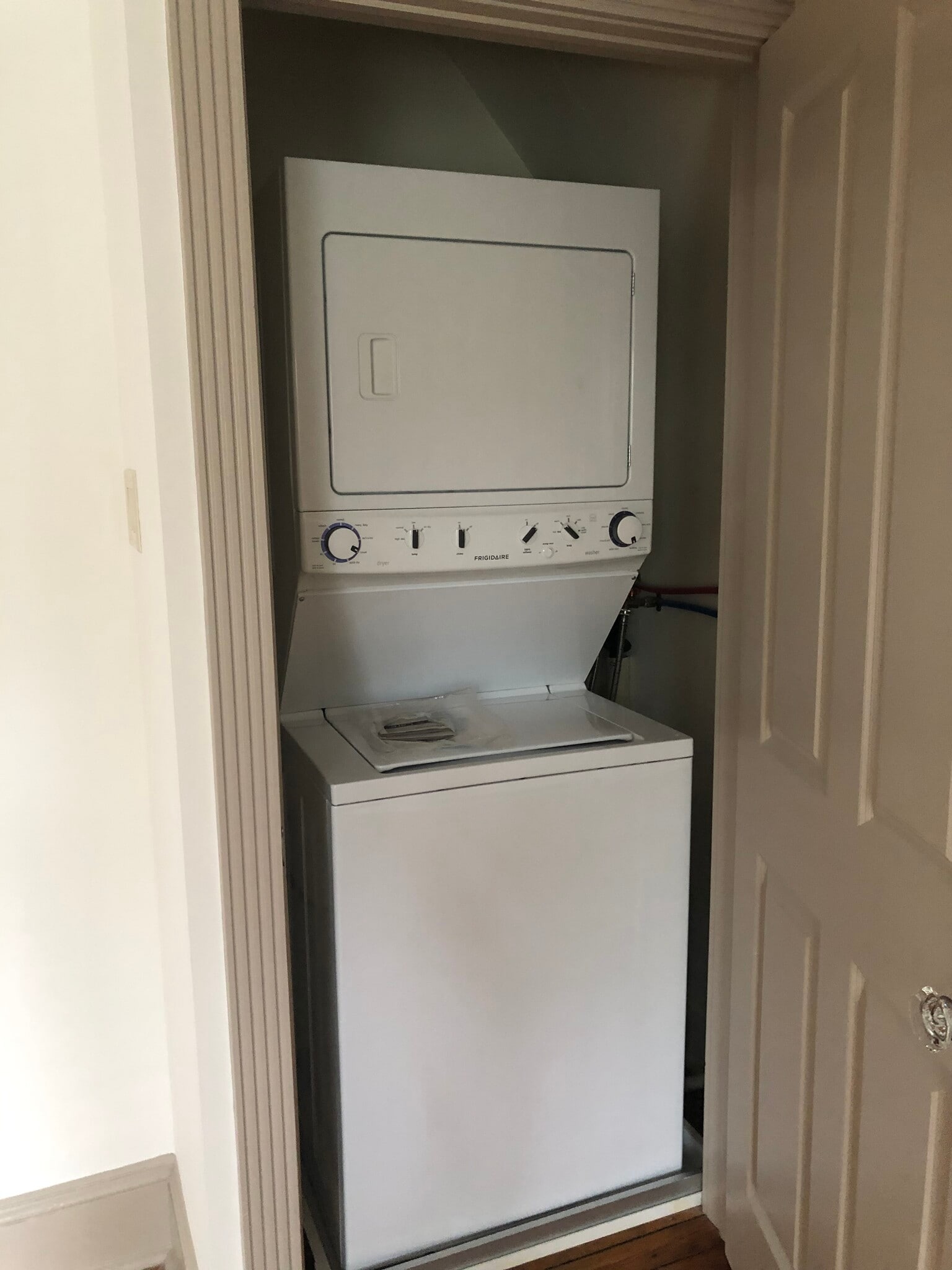 Washer - 207 Cricket Ave