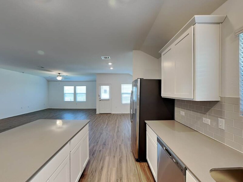 Building Photo - 10500 Steinbeck Dr