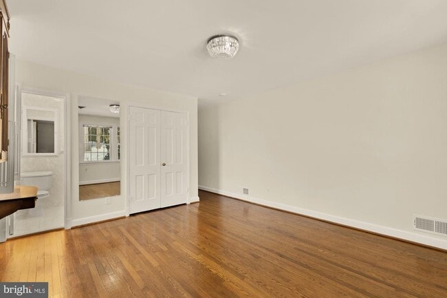 Building Photo - 2736 Stephenson Ln NW