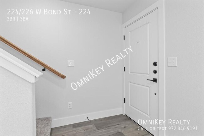 Building Photo - 224/226 W Bond St-224