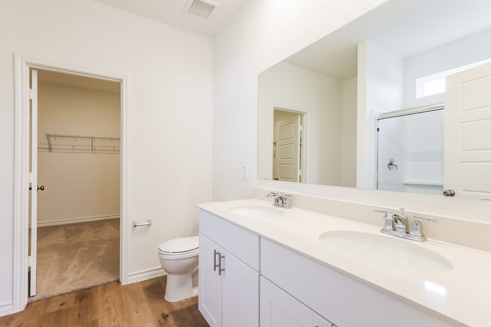 Building Photo - 1194 Casa Luminar