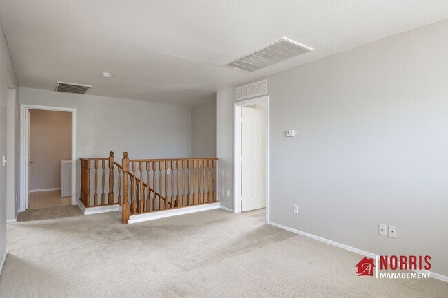 Building Photo - Beautiful Large Home in Casa Grande