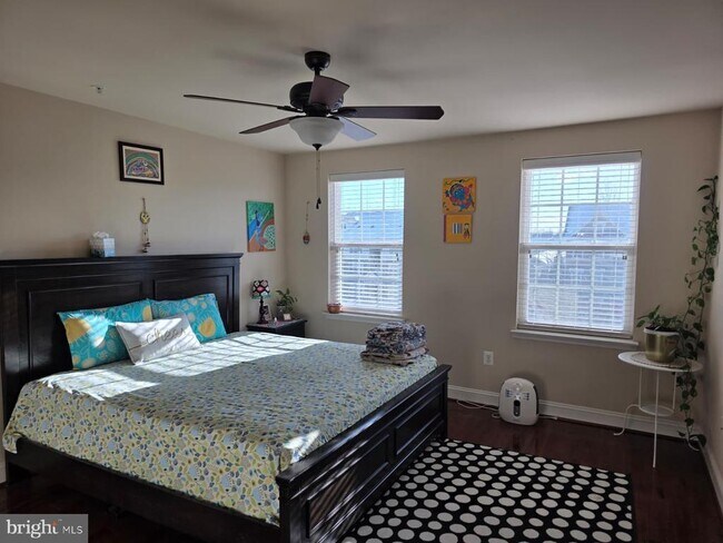 Building Photo - 11875 Snowden Farm Pkwy