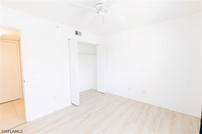 Building Photo - 2456 Millcreek Ln